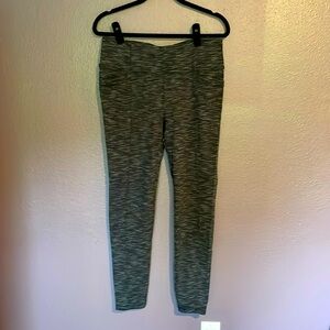 Athleta leggings black knit space dye heather/ marked size Large reg